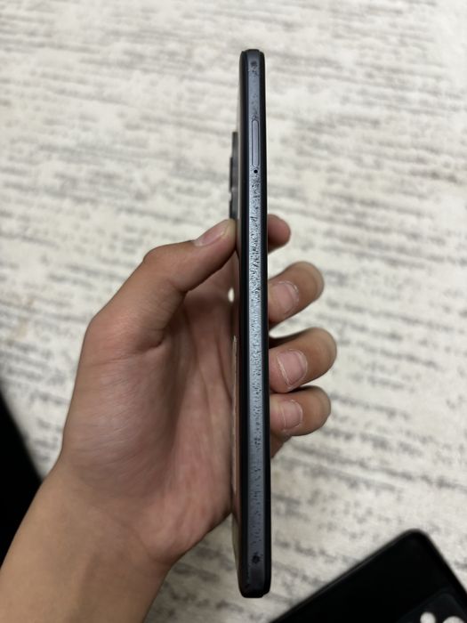 Продаю телефон Poco x5