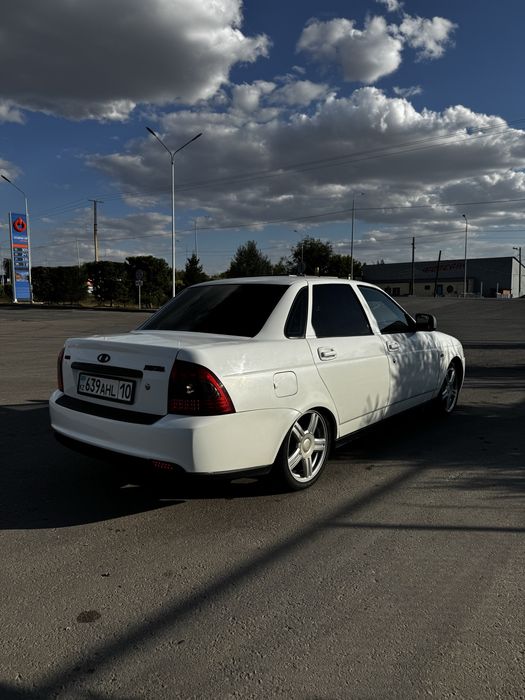 Продам приору 2