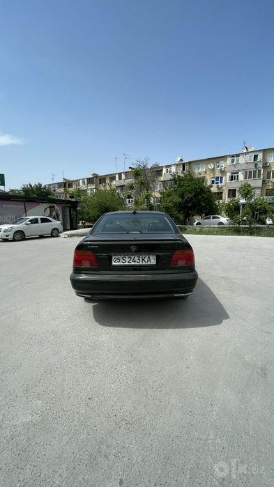 BMW E39 520I торг есть