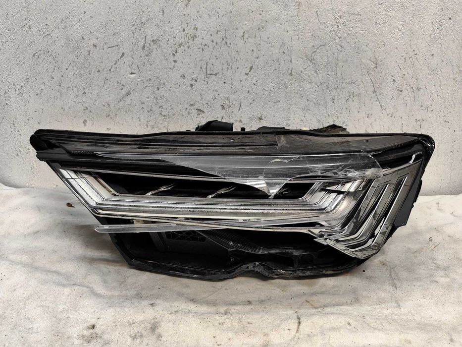 Оригинален фар Ауди  Audi Q4 A6 C8 Led