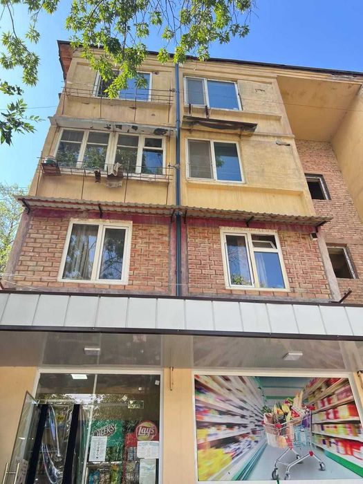 Яшнабад Дубовая, 1/2/4 Продаётся кирпияный Балкон 2\6, 42м2