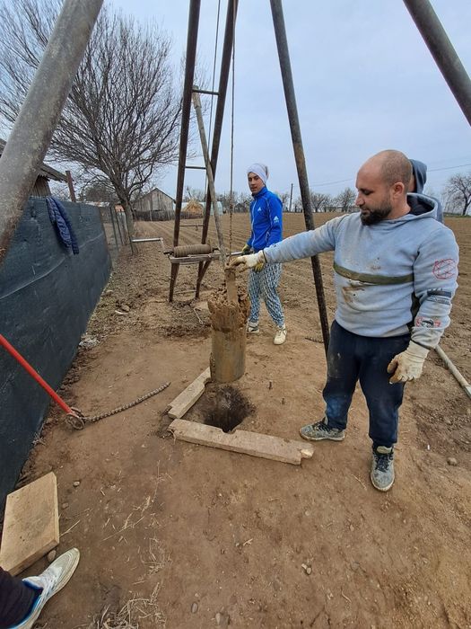Foraje puțuri de mica și mare adancime denisipari prelungiri