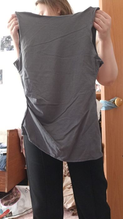 Продам блузки новые