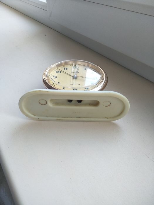 Часы советские продам