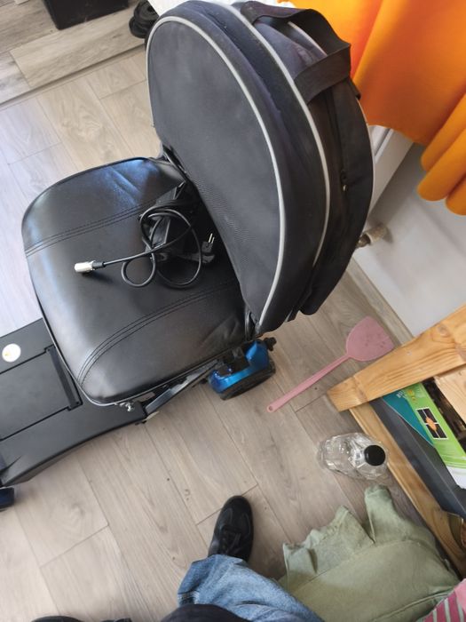 Scuter electric pliabil