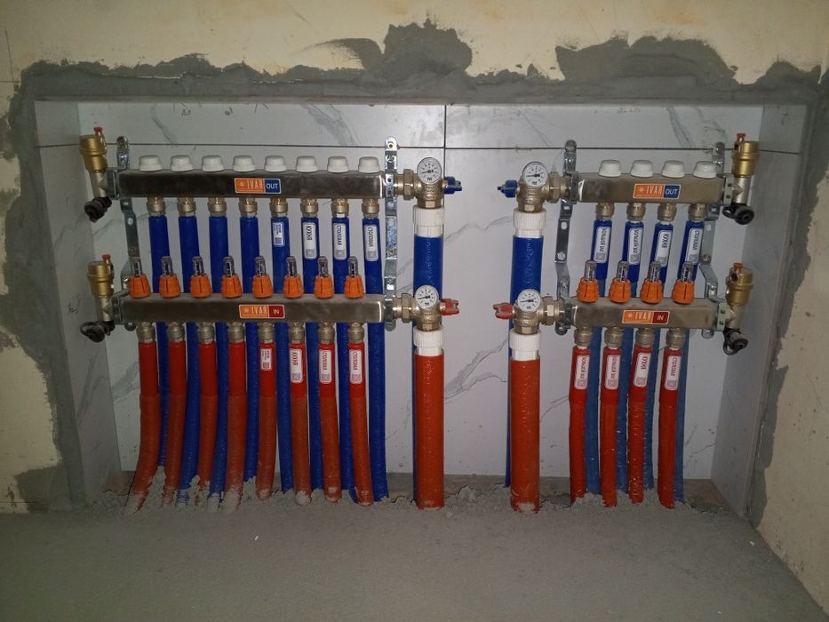 Сантехник топли пол