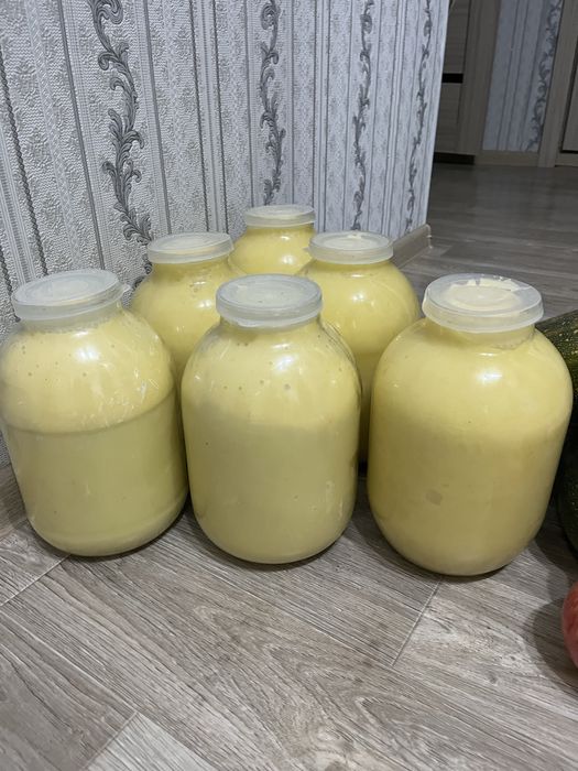 Продам натуральный мед,3л банка 15 000