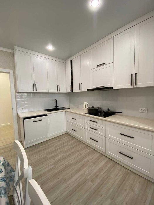 Продам 3-х комн квартиру 19 мкрн