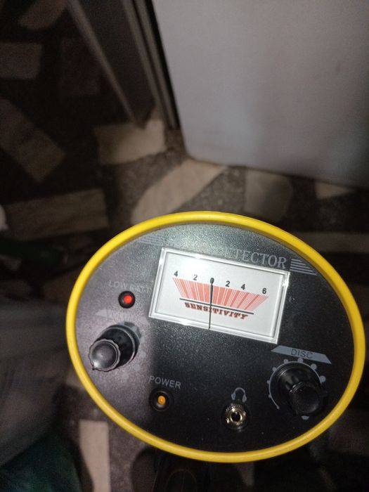 Detector de metale