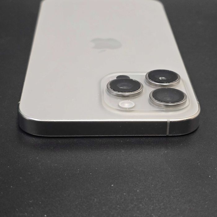 Hope Amanet P8 Iphone 16 Pro Max 256 Gb 100%