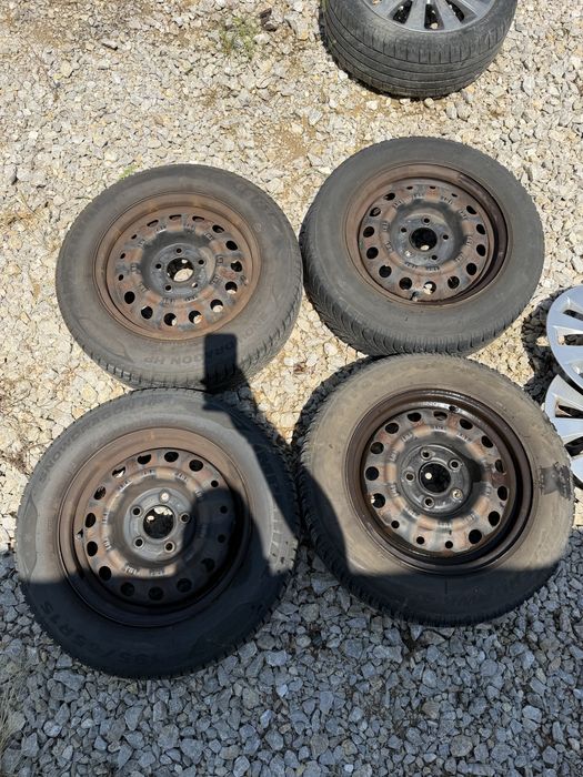 4бр. жел. джанти с тасове 15” 5 х 114.3 със зимни гуми  за Hyundai i30