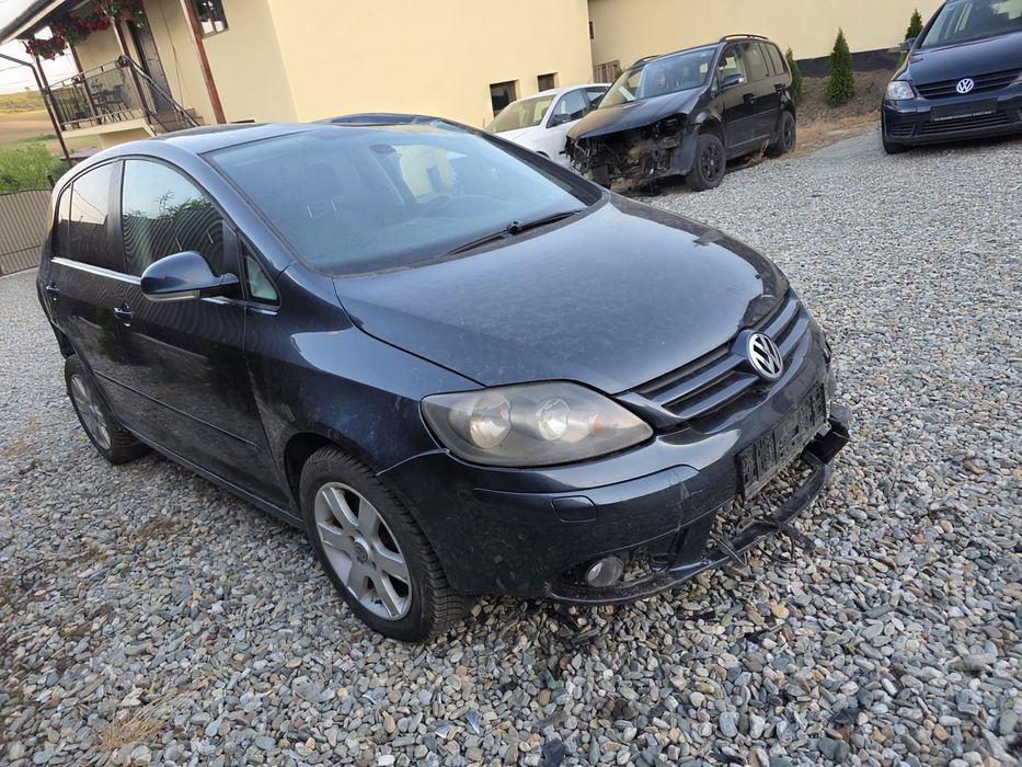 Dezmemrez golf 5 /Golf 5 plus  detalii in anunt
