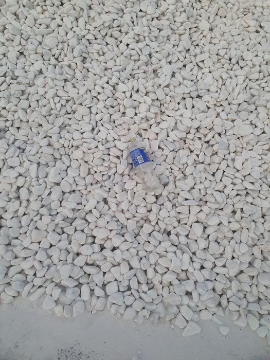 Белый декоративни галка камен