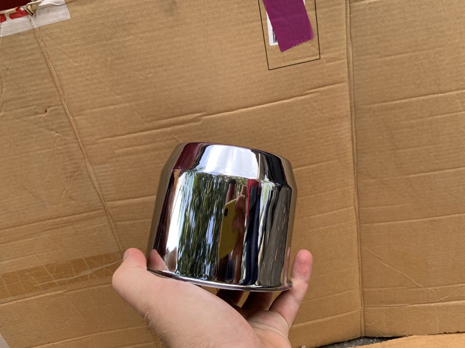 Чисто нови оригинални чаши за хъбове/джанти.