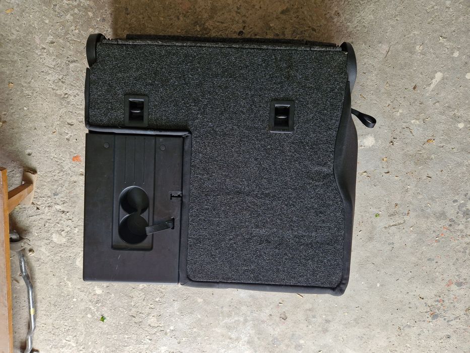 Седалка за Тигуан