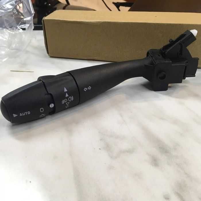 Лост за мигачи Peugeot и Citroen Com 2000 Delphi !!!