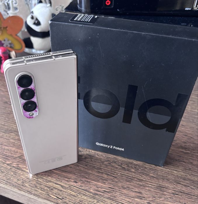Продам samsung z fold 4