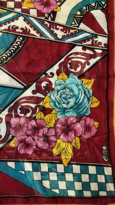 Платки разные...