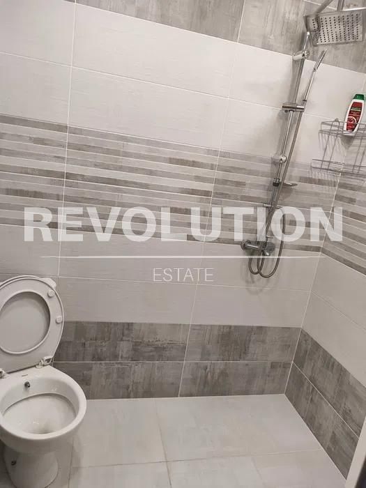 Дава се под наем Тристаен апартамент в Варна, Възраждане 1 - 85 кв.м за 500 € - Снимка #4