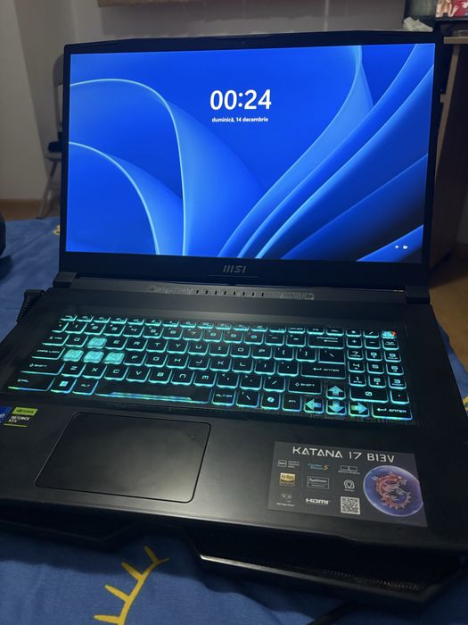 Laptop Gaming MSI Katana 17 B13VGK, procesor I7-13700H , full HD, 1TB