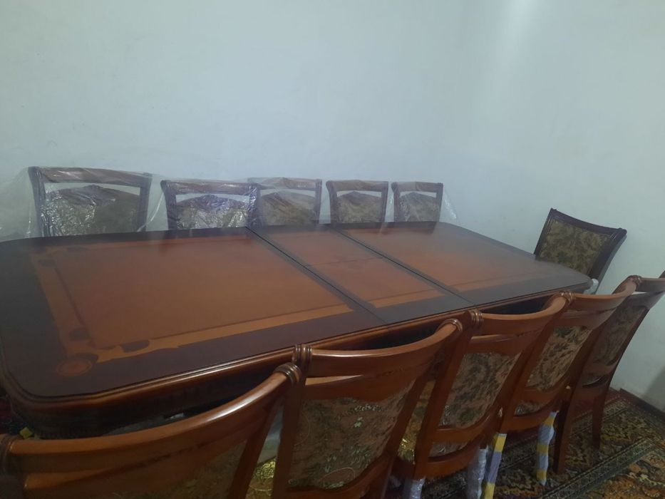 Стол-стул комплекти сотилади
