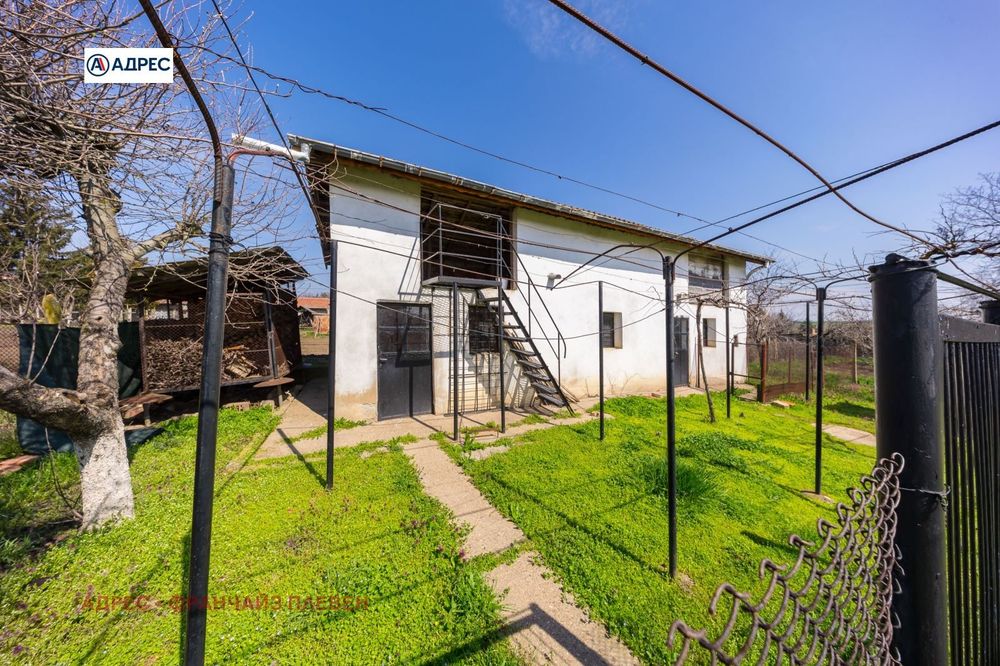 Продава се Къща в с. Коиловци, Област Плевен - 130 кв.м за 392 €/кв.м - Снимка #5