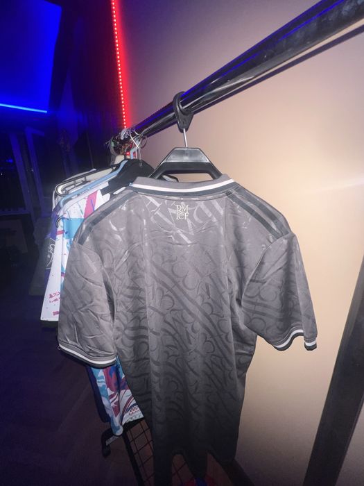 Чисто нови тениска на реал мадрид