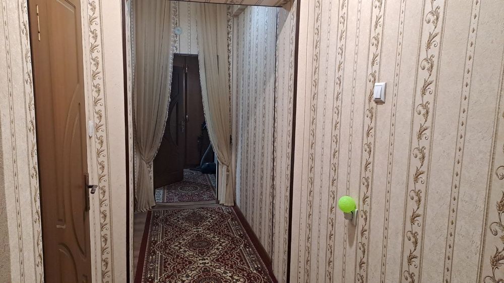 Квартира сотилади!