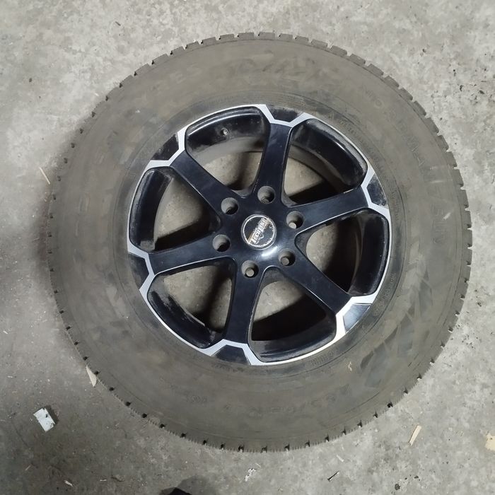 Продам шины с дисками