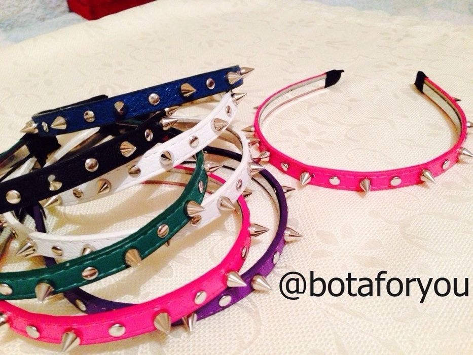 Продам ободки с шипами за 1500 тг!