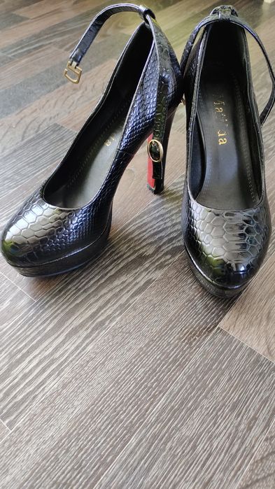 Туфли женские 37 размер