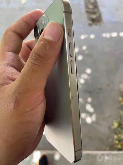 Iphone 15 Pro titanum