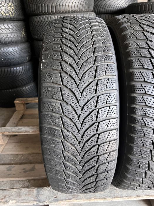 2 anvelope de iarna 235/65/17 nexen 2022!