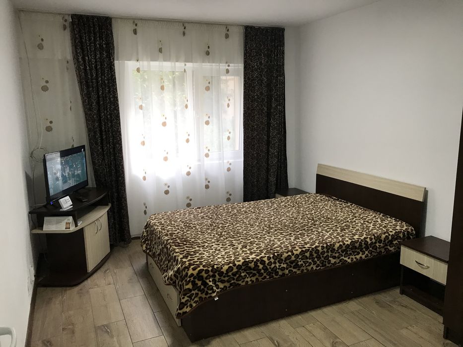 Inchiriez garsoniera topoloveni