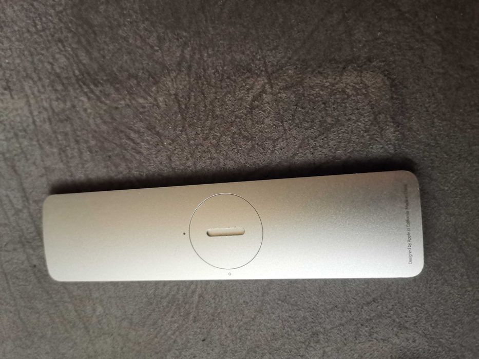 Telecomanda TV, Pentru APPLE TV Generatiile 1-4
