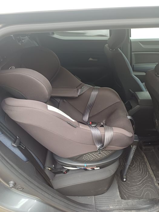 Scaun auto Rotativ 360 Graco Turn2Me Black, 0-18 kg, Negru