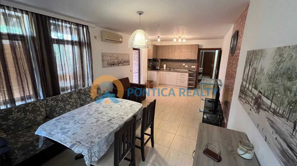 Голям тристаен апартамент в комплекс Етъра