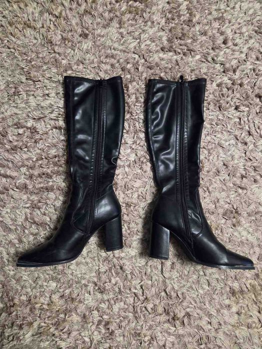 Естествена кожа дамски ботуши номер 39