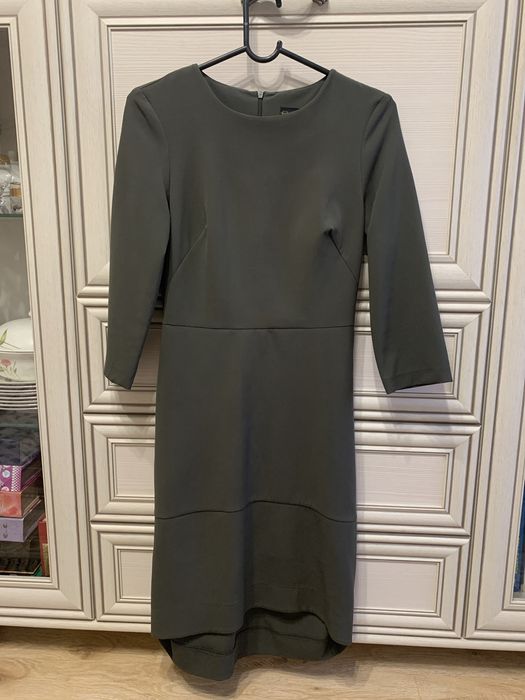 Одежда женская платья разные