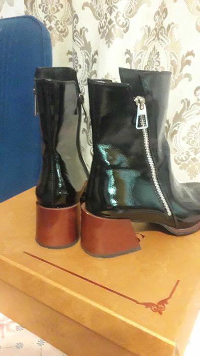 полусапожки женские