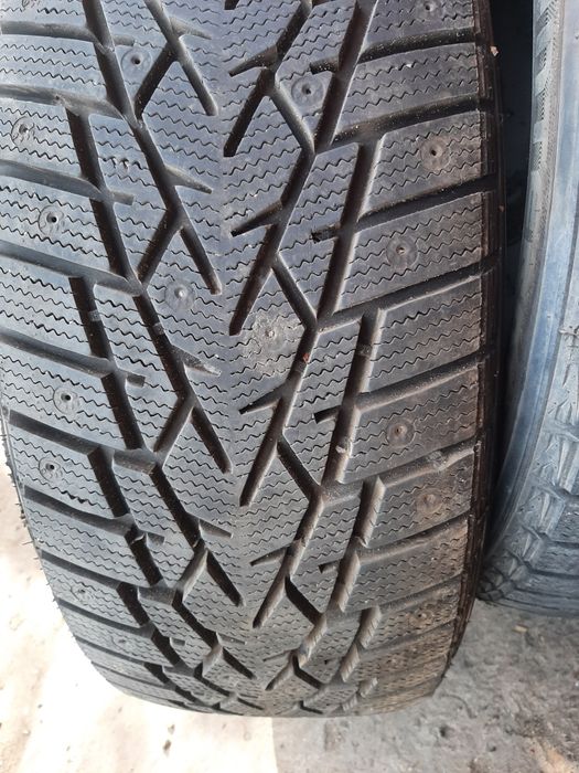 Продам шины 235/55/18 Китай