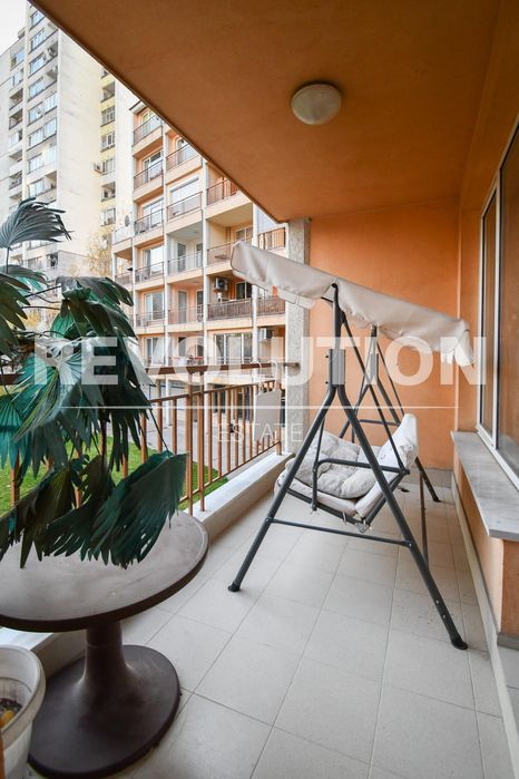 Дава се под наем Двустаен апартамент в София, Изгрев - 65 кв.м за 648.21 € - Снимка #9