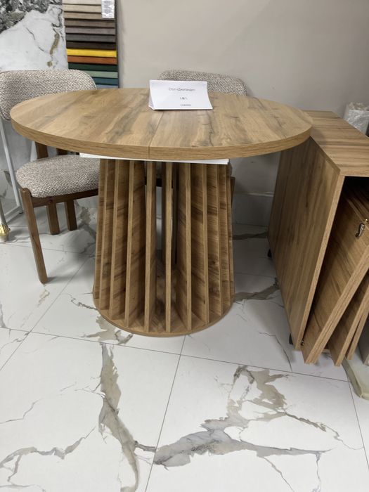 Распродажа новых столов и стульев!