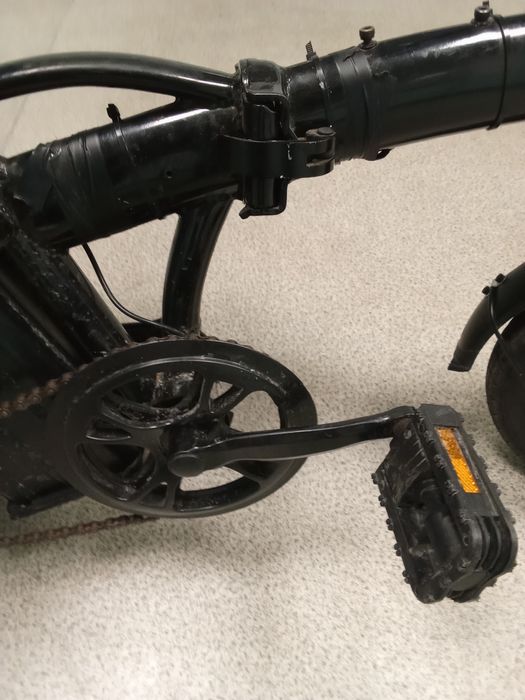 Продавам сгъваемо мини ел колело 14 инча  300 евро