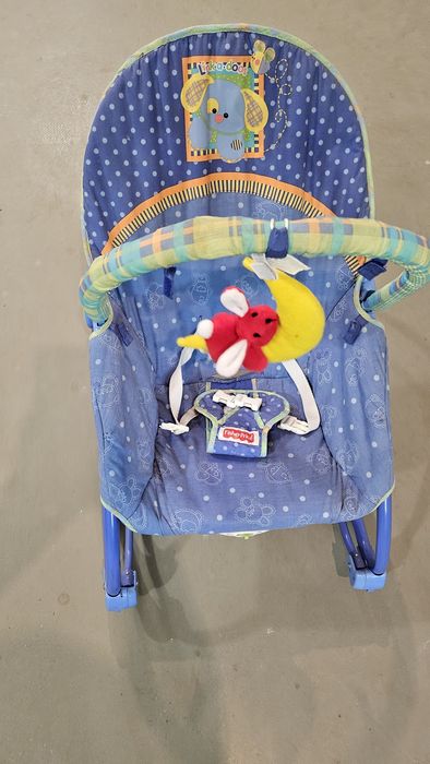Fisherprice бебешки шезлонг