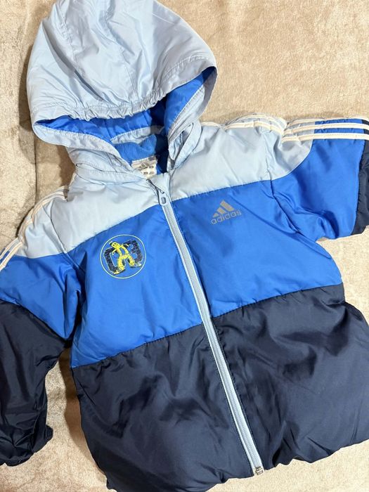 Яке Adidas за 2г