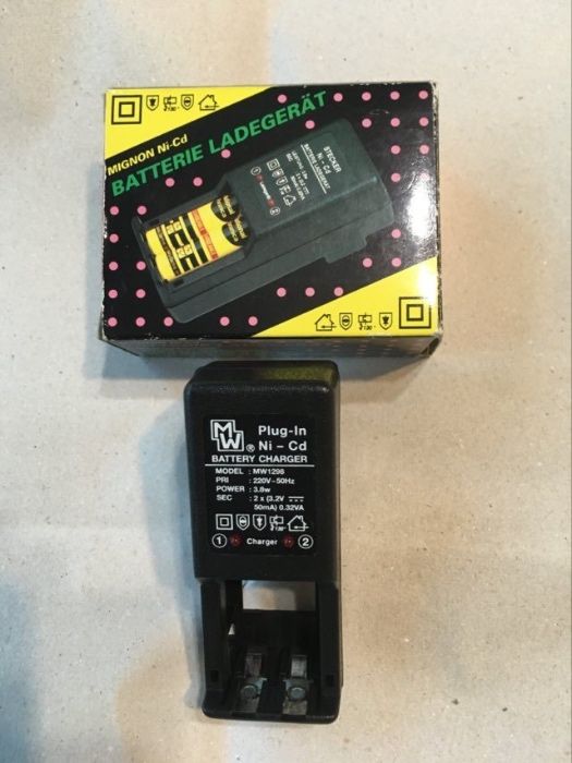 Зарядно за акумулаторни батерии MW1298