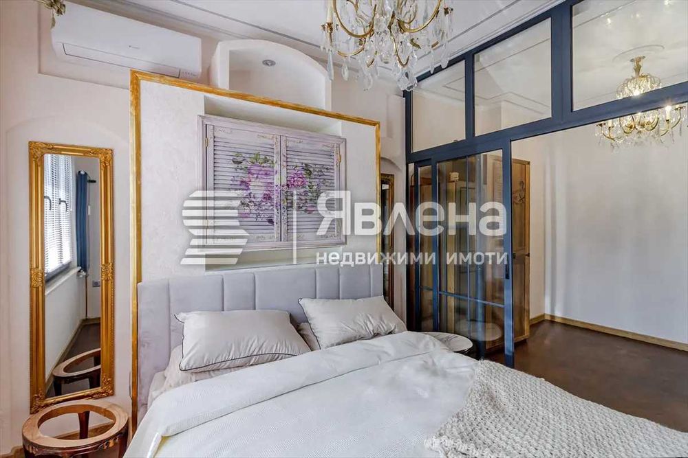 Продава се Двустаен апартамент в София, Център - 64 кв.м за 2351 €/кв.м - Снимка #4