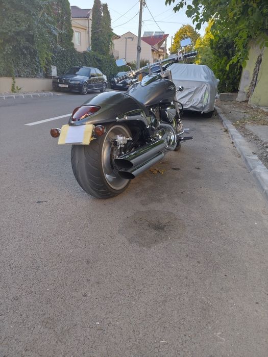 Suzuki intruder bulevard