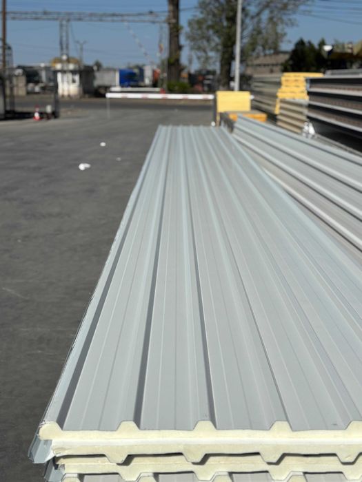 Panouri sandwich pentru acoperis pret bun